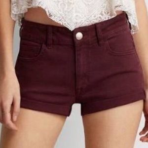 AMERICAN EAGLE - High Waisted Maroon Shorts